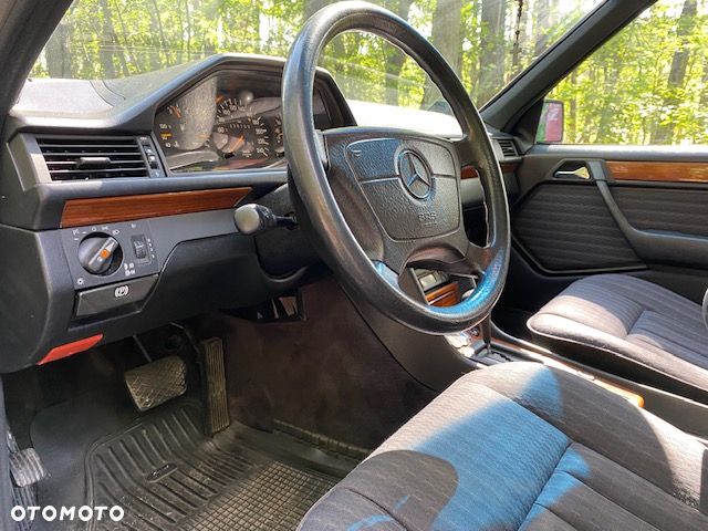 Mercedes-Benz W124 (1984-1993) - 7