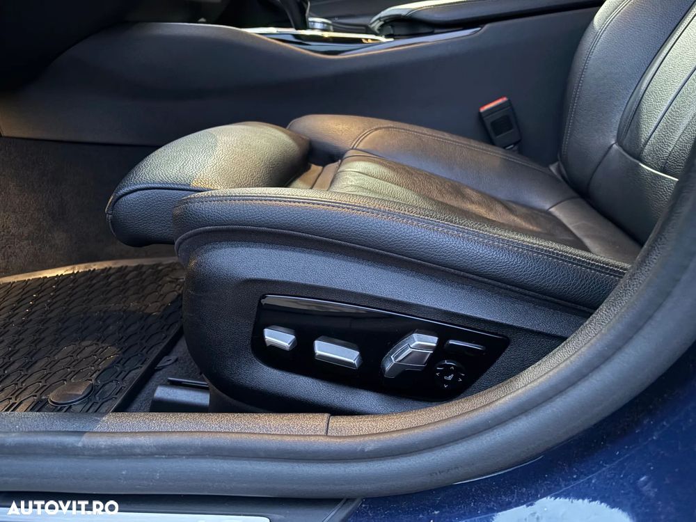 BMW Seria 5 520i Aut. - 25