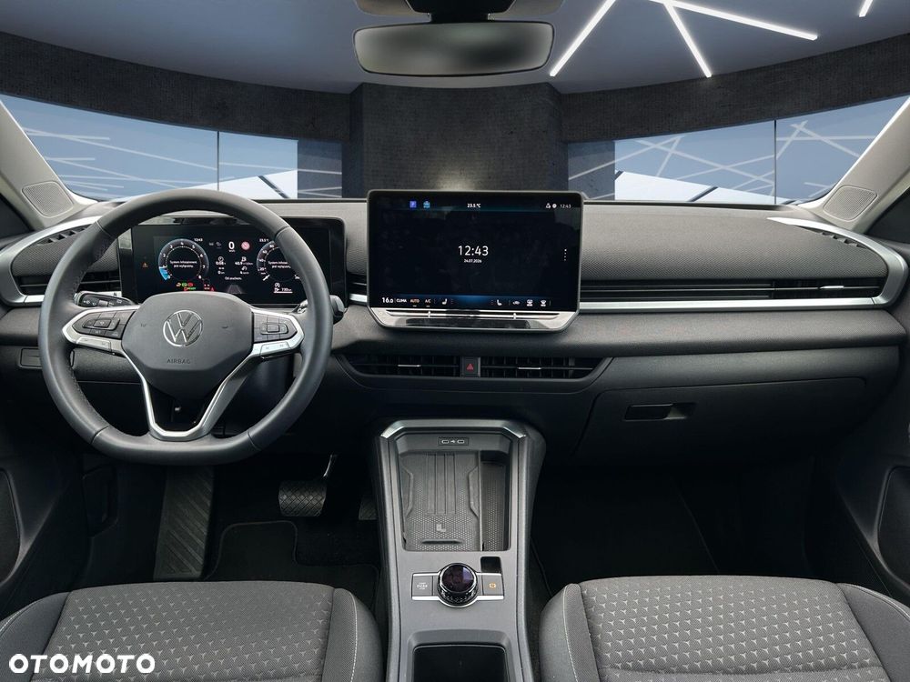 Volkswagen T-Roc - 5
