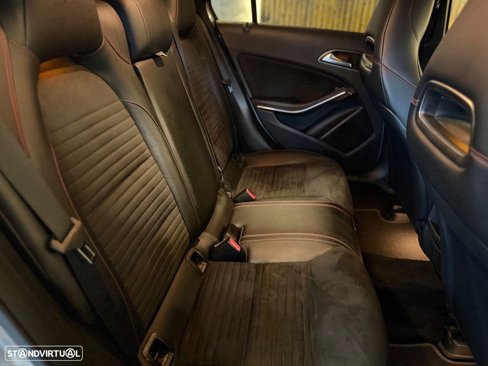 Mercedes-Benz A 180 CDI BE Edition AMG Line - 26