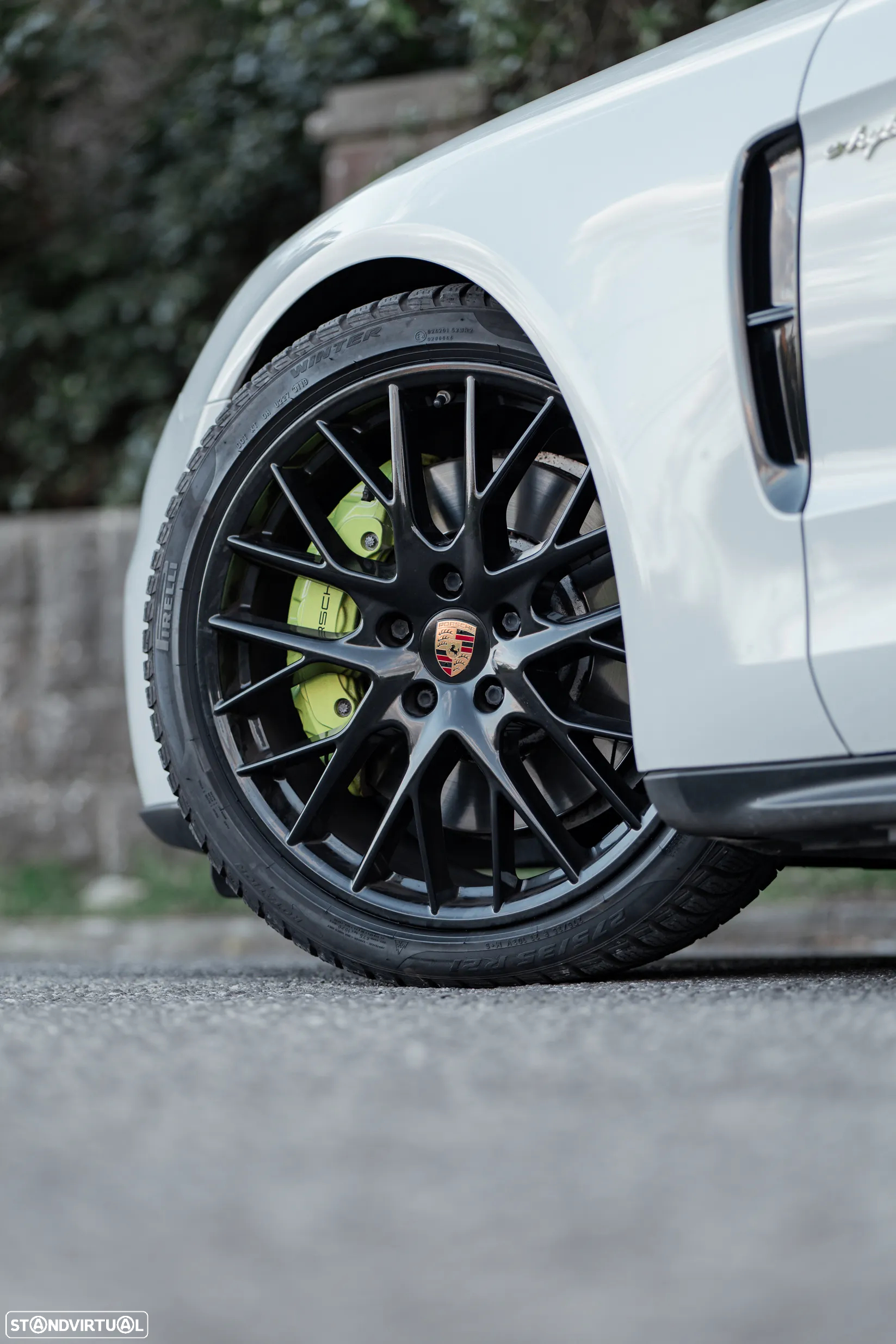 Porsche Panamera Sport Turismo 4 E-Hybrid - 11