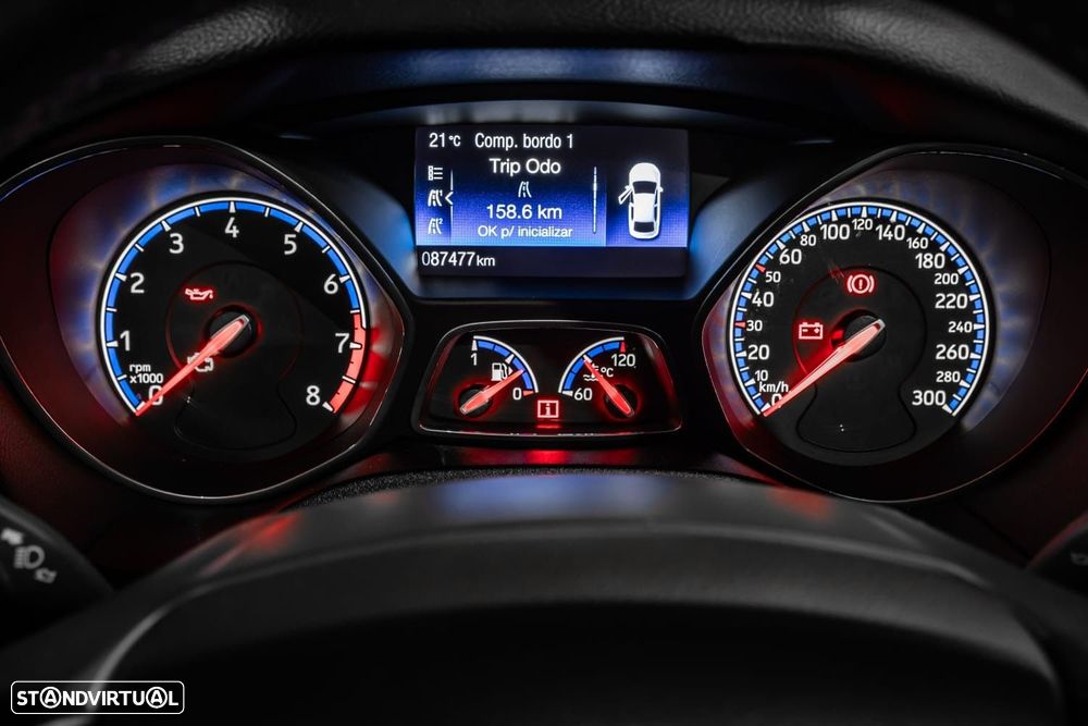 Ford Focus 2.3 EcoBoost RS Pack Performance - 24