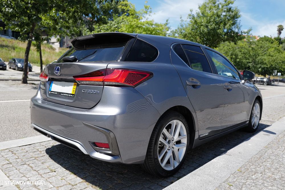 Lexus CT 200h Executive+ - 3