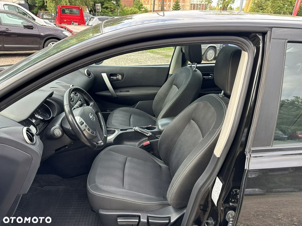 Nissan Qashqai - 24