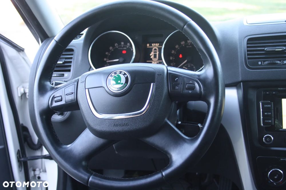 Skoda Yeti 2.0 TDI Elegance PLUS EDITION - 13