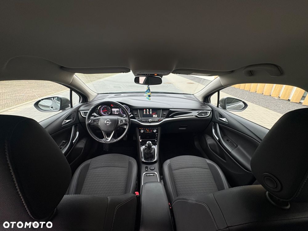 Opel Astra - 36