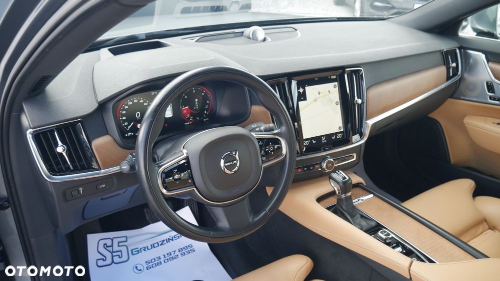 Volvo S90 - 13