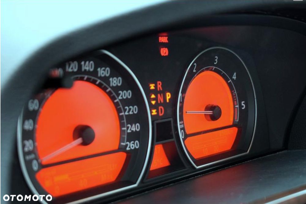 BMW Seria 7 - 12