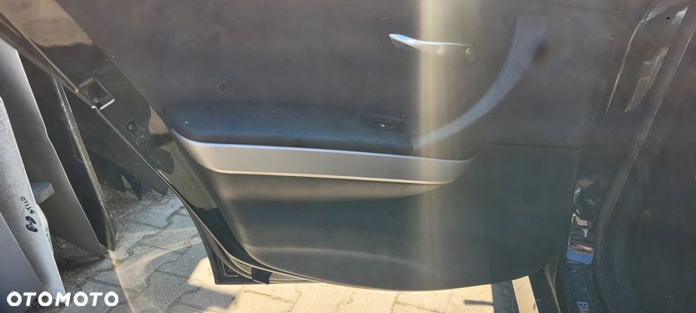 Na części BMW E90 2,0 D - 5