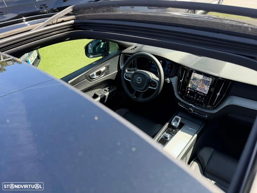 Volvo XC 60 2.0 T6 PHEV Black Edition - 14