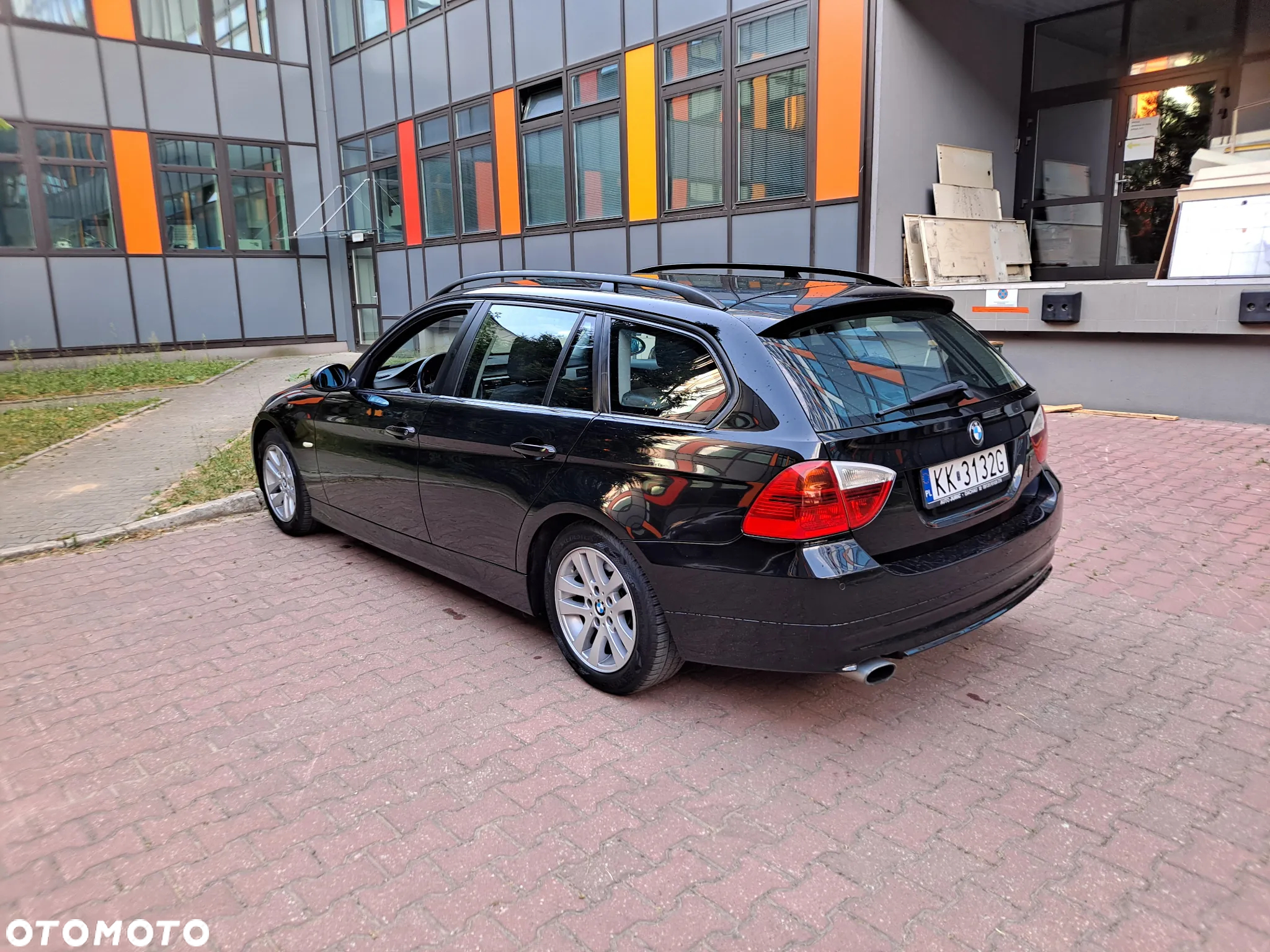 BMW Seria 3 318i - 3