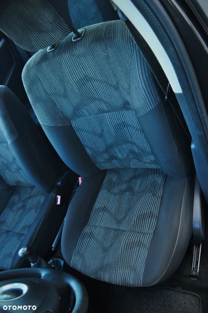 Dacia Sandero 1.2 16V - 21