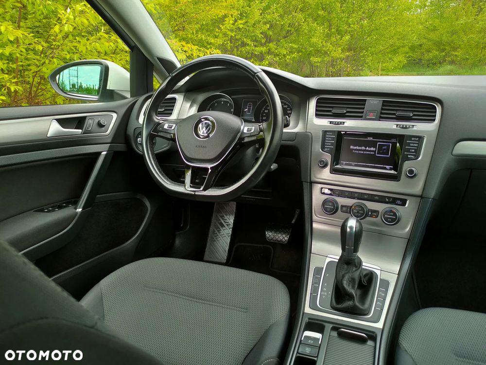 Volkswagen Golf 1.4 TSI BlueMotion Technology DSG Highline - 23