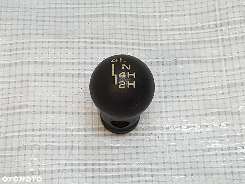 Gałka wajchy reduktora do Suzuki Vitara I - 1