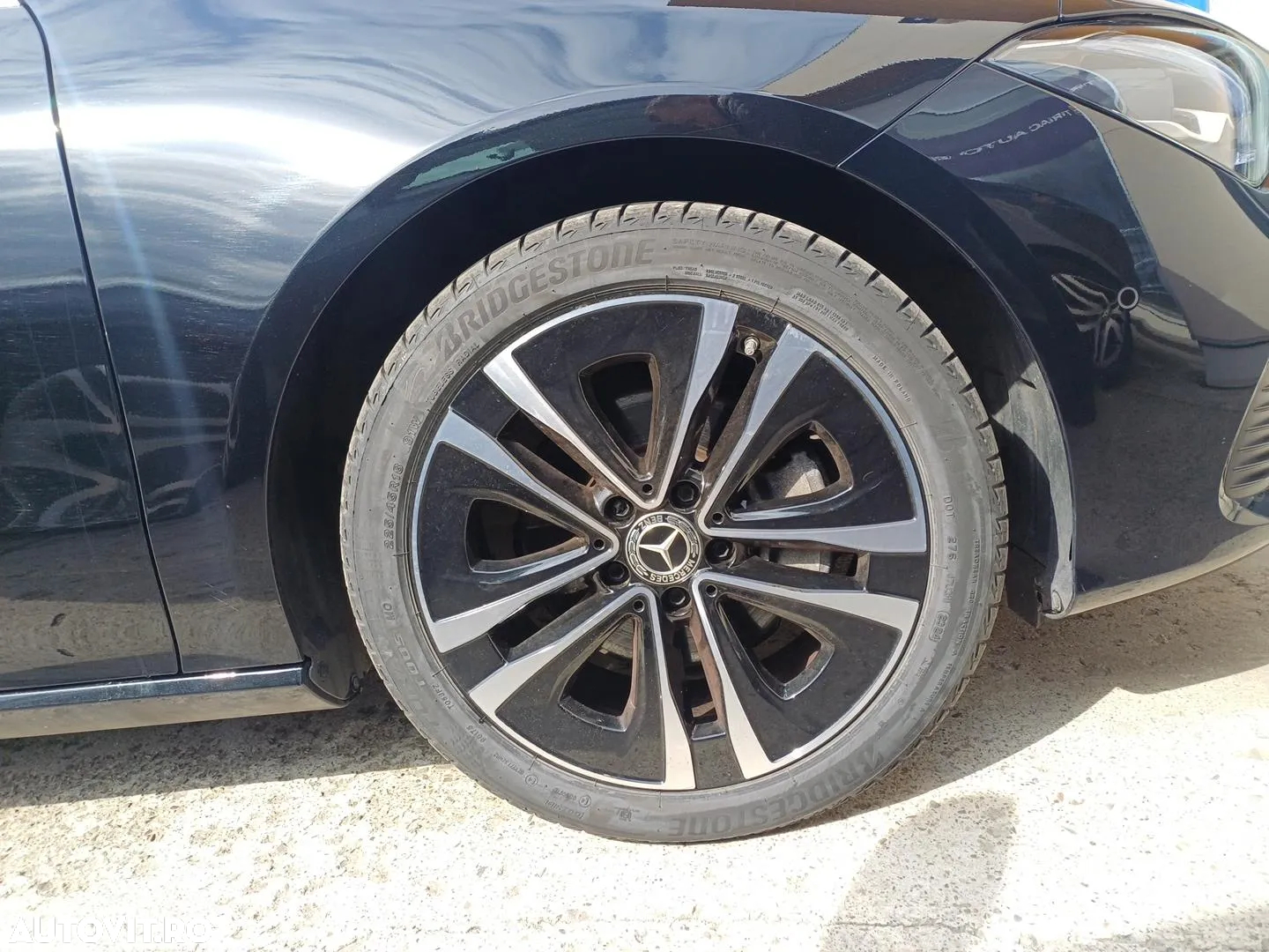 Mercedes-Benz CLA 180 7G-DCT - 22