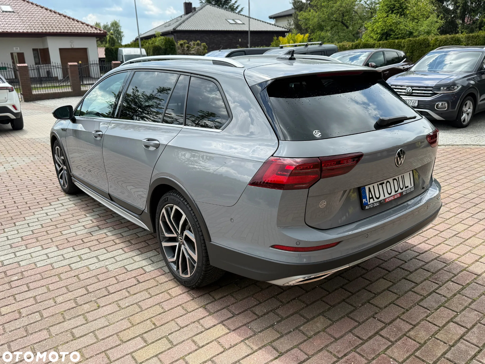 Volkswagen Golf Variant 2.0 TDI 4Motion SCR DSG Alltrack - 4