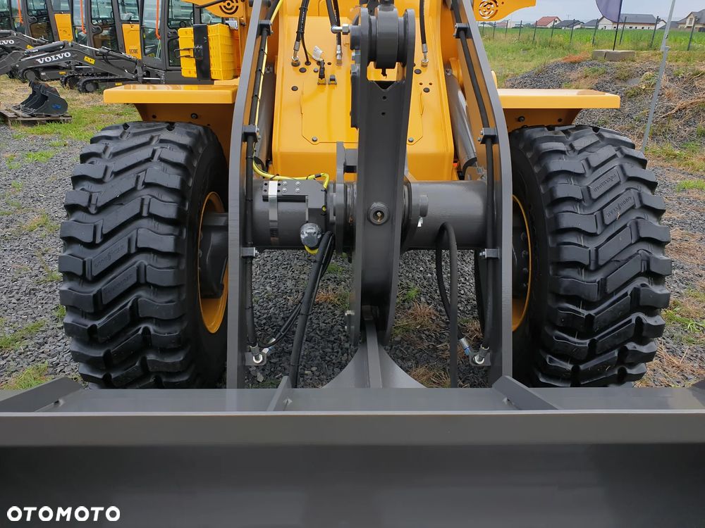 Volvo L30H L30 L35H ŁADOWARKA KOŁOWA KOMPAKTOWA SZYBKOZŁĄCZE HYDRAULICZNE - 23