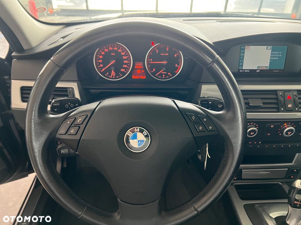 BMW Seria 5 - 30