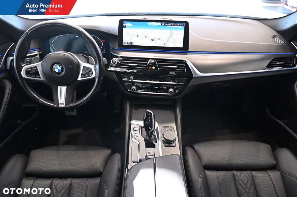 BMW Seria 5 520d xDrive mHEV - 15