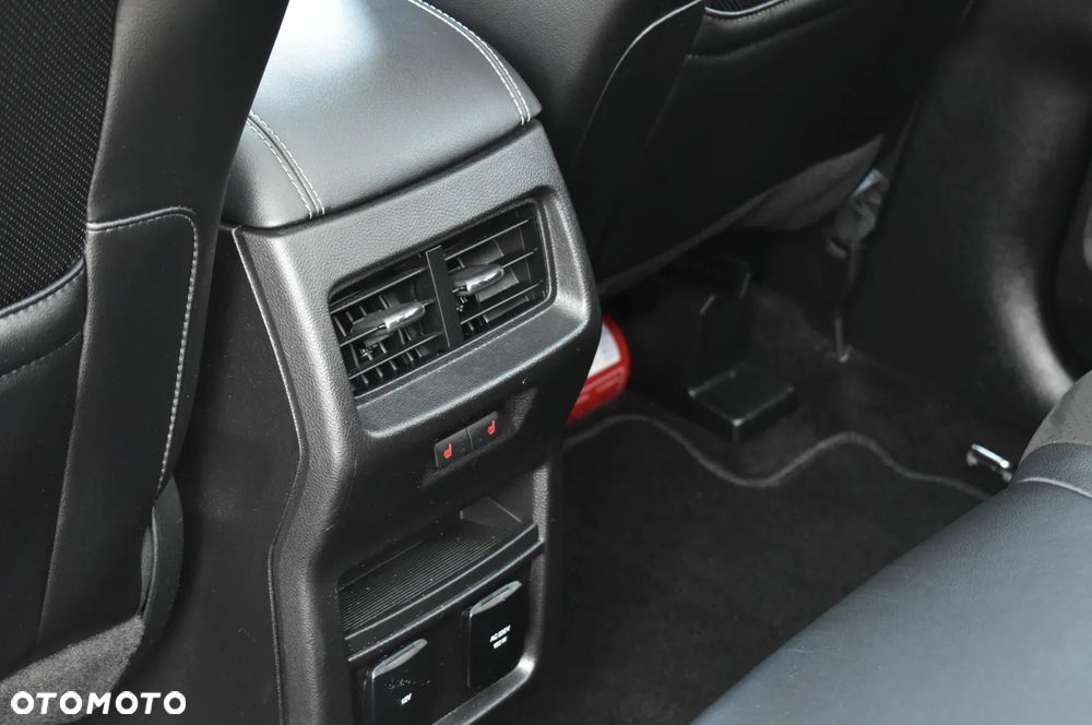 Ford Edge 2.0 TDCi Bi-Turbo 4x4 Sport - 12