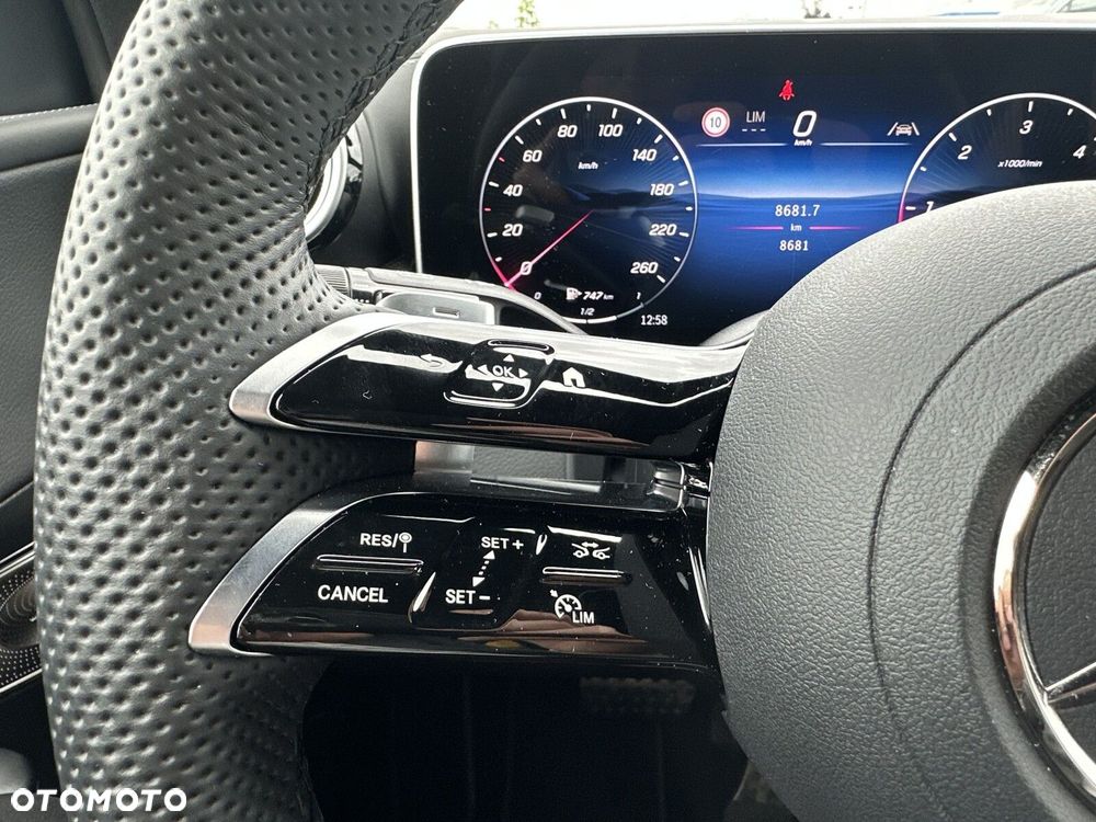 Mercedes-Benz GLC - 23