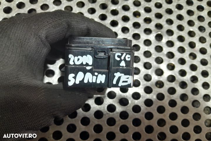 Butoane geam sofer A9079058902 A9079058902 Mercedes-Benz Sprinter 3 9 - 2