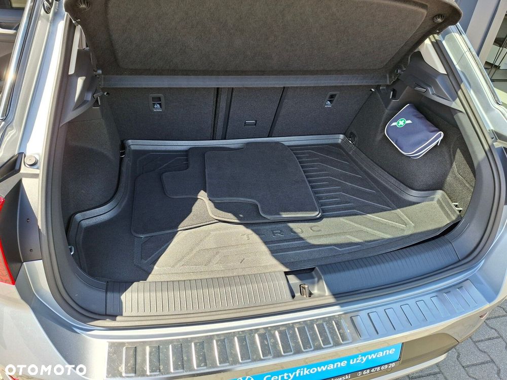 Volkswagen T-Roc - 14