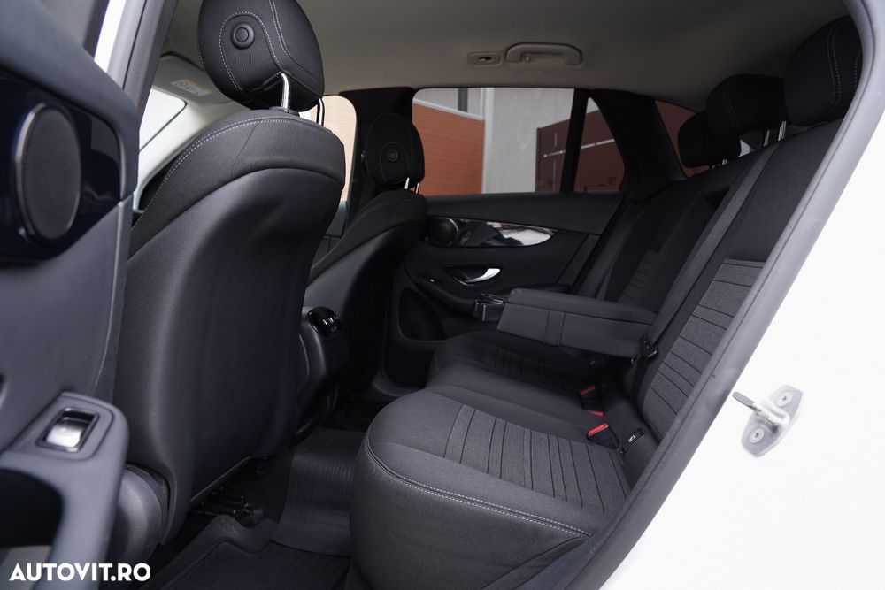 Mercedes-Benz GLC 220 d 4MATIC 9G-TRONIC - 27
