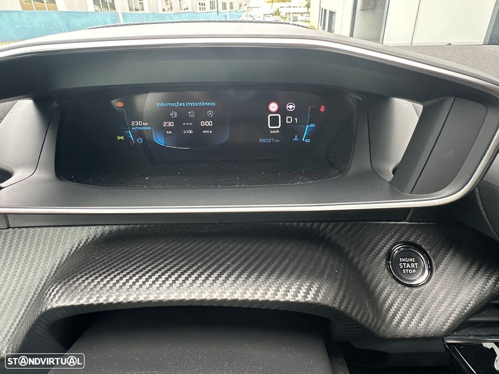 Peugeot 2008 1.2 PureTech GT Line EAT8 - 22
