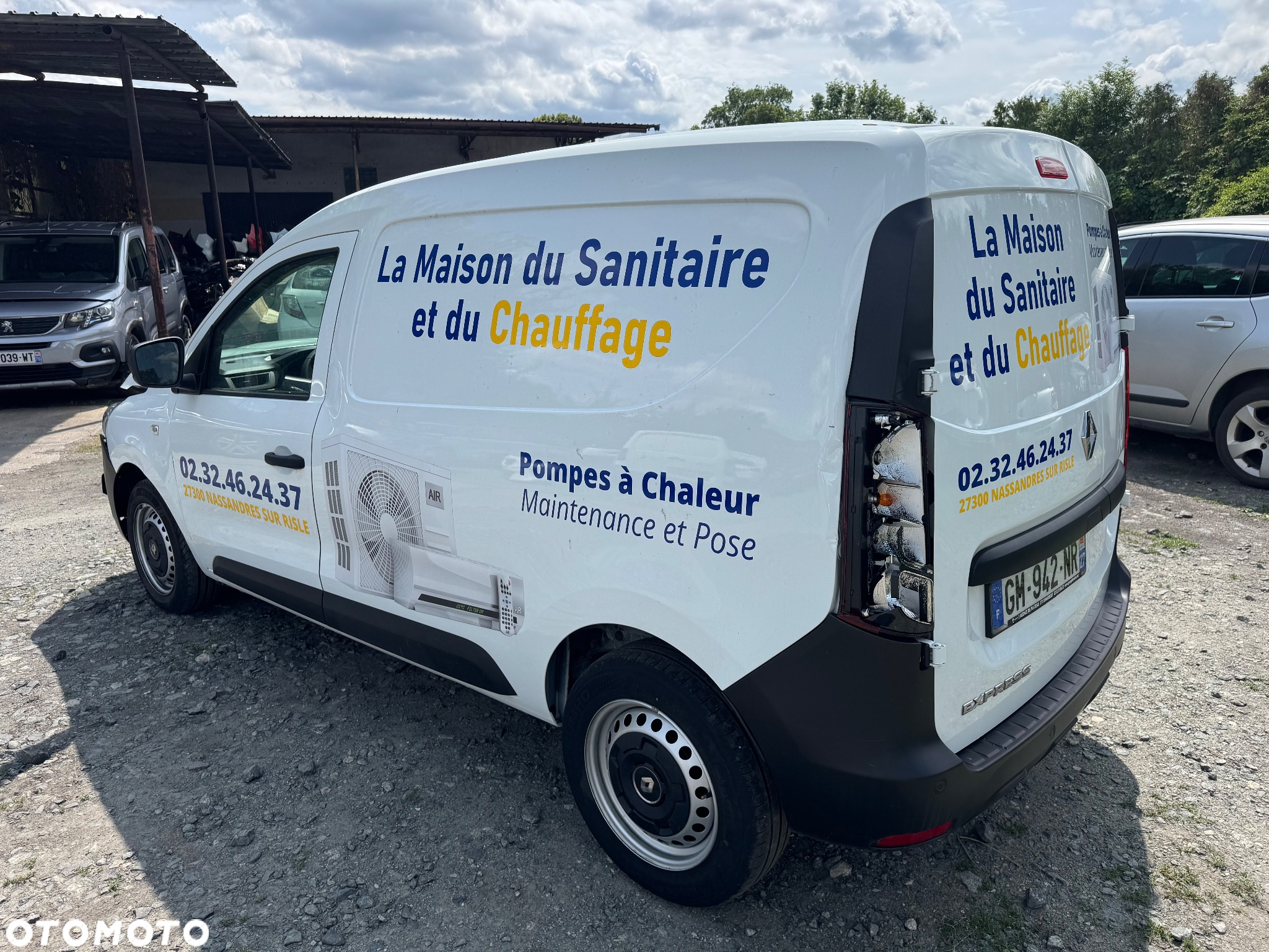 Renault EXPRESS 1.5dci KAMERA; NAWIGACJA, PÓŁ SKÓRY, CZUJNIKI PRZÓD I TYŁ świeżo sprowadzony, OKAZJA!!! - 4