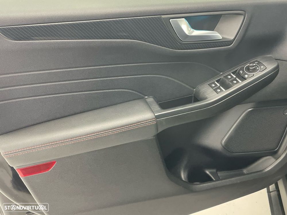 Ford Kuga 1.5 EcoBoost ST-Line X - 16