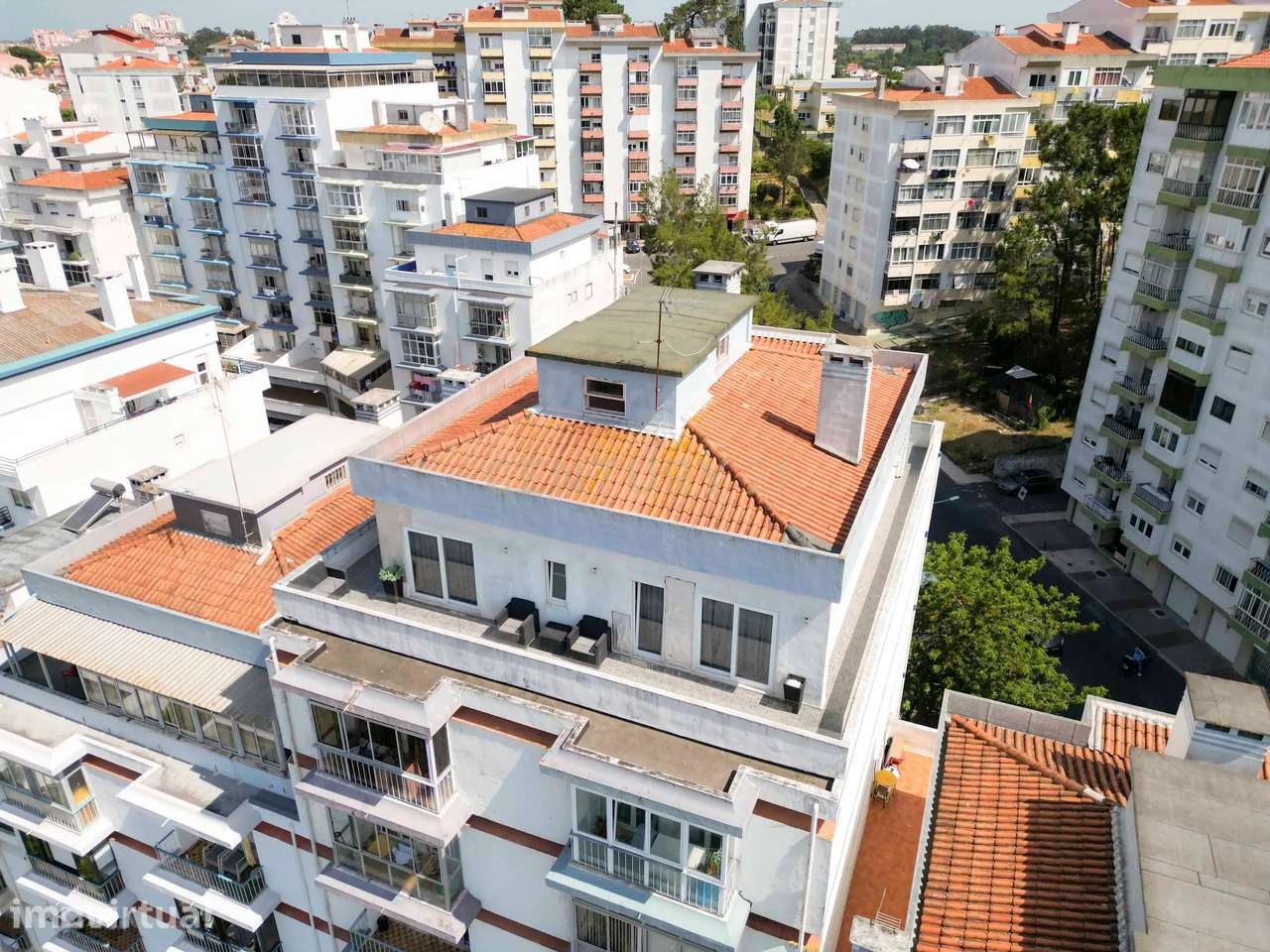 Penthouse T3 com Vista Panorâmica em Rio de Mouro, Sintra - Grande imagem: 3/31