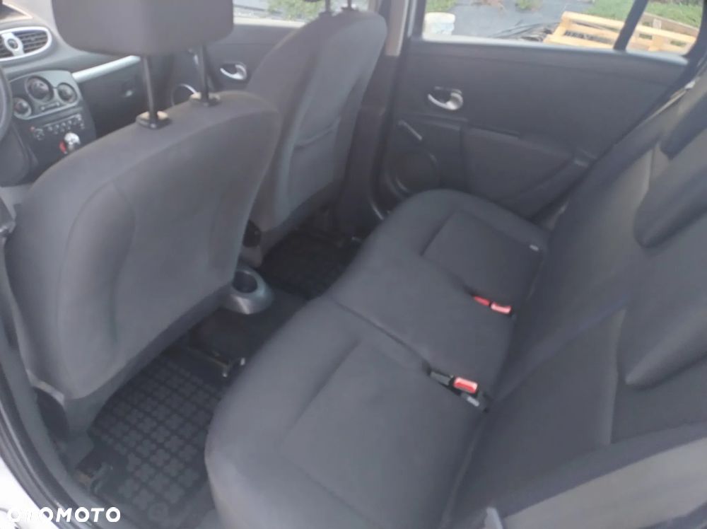 Renault Clio TCe 100 Dynamique - 8