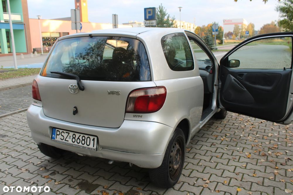 Toyota Yaris - 9