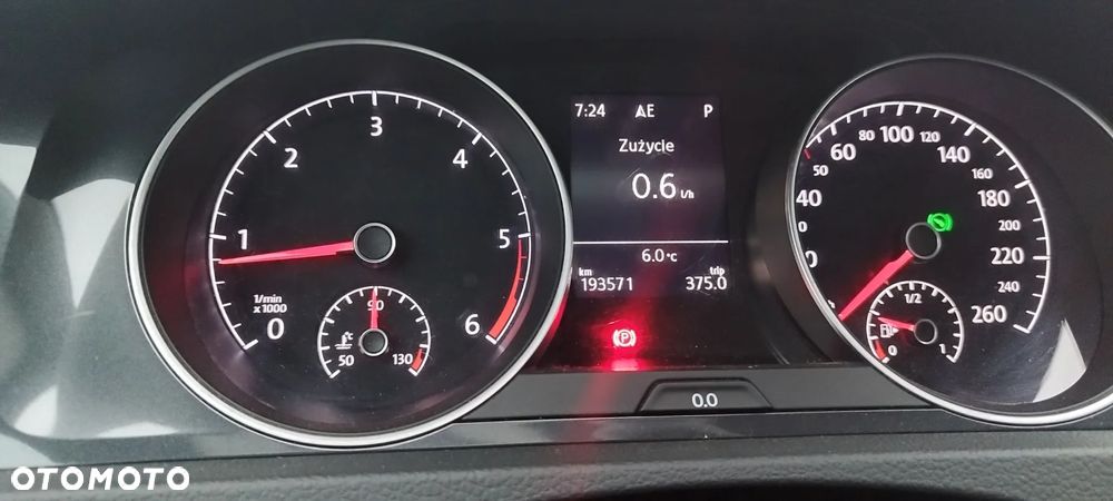 Volkswagen Golf 1.6 TDI SCR DSG Trendline - 14