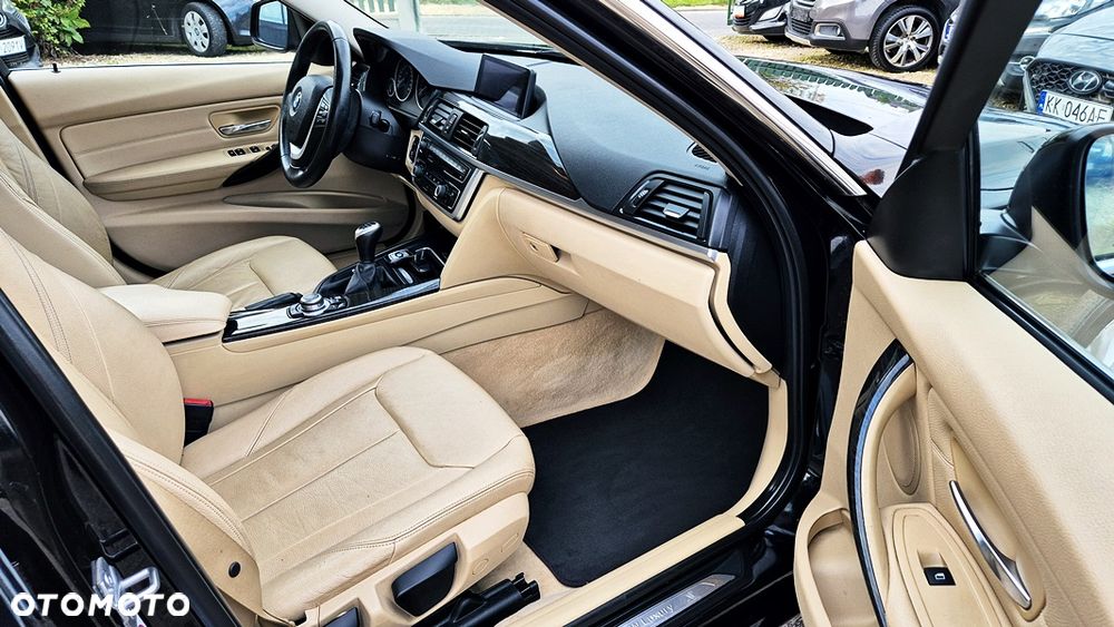BMW Seria 3 320i Efficient Dynamics Edition Luxury Line - 34