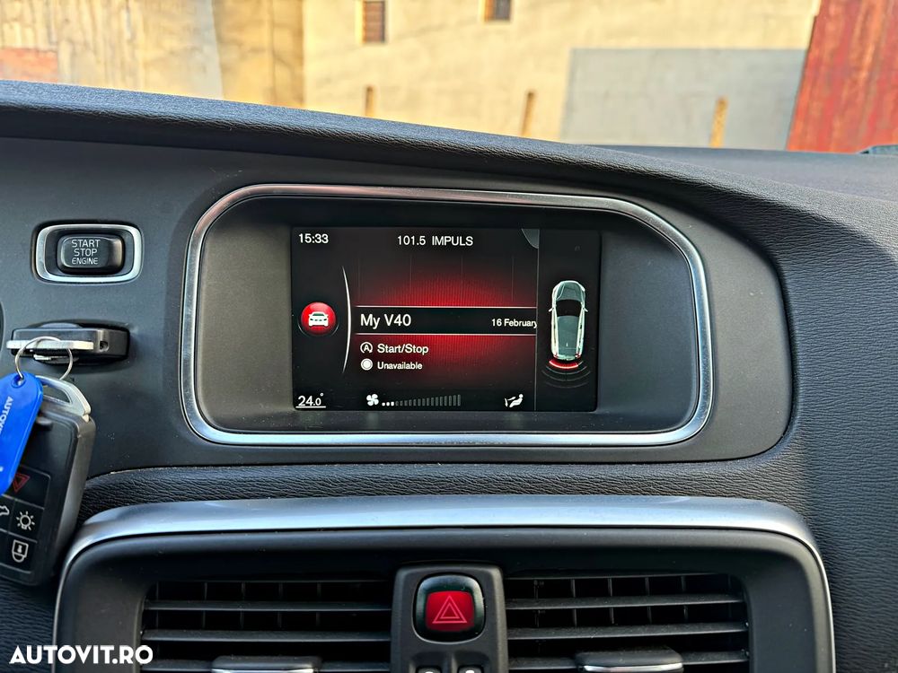 Volvo V40 D2 Aut. Momentum - 36