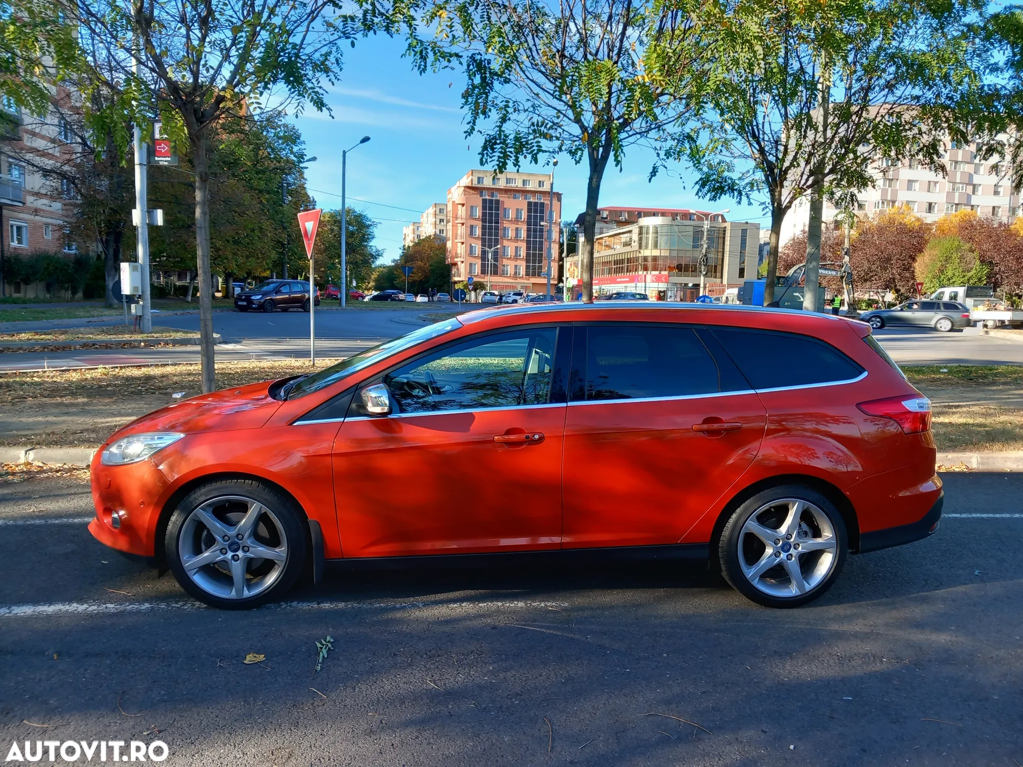 Ford Focus Turnier 1.6 EcoBoost Start-Stopp-System Champions Edition - 24