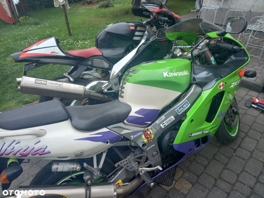 Aprilia RSV - 12