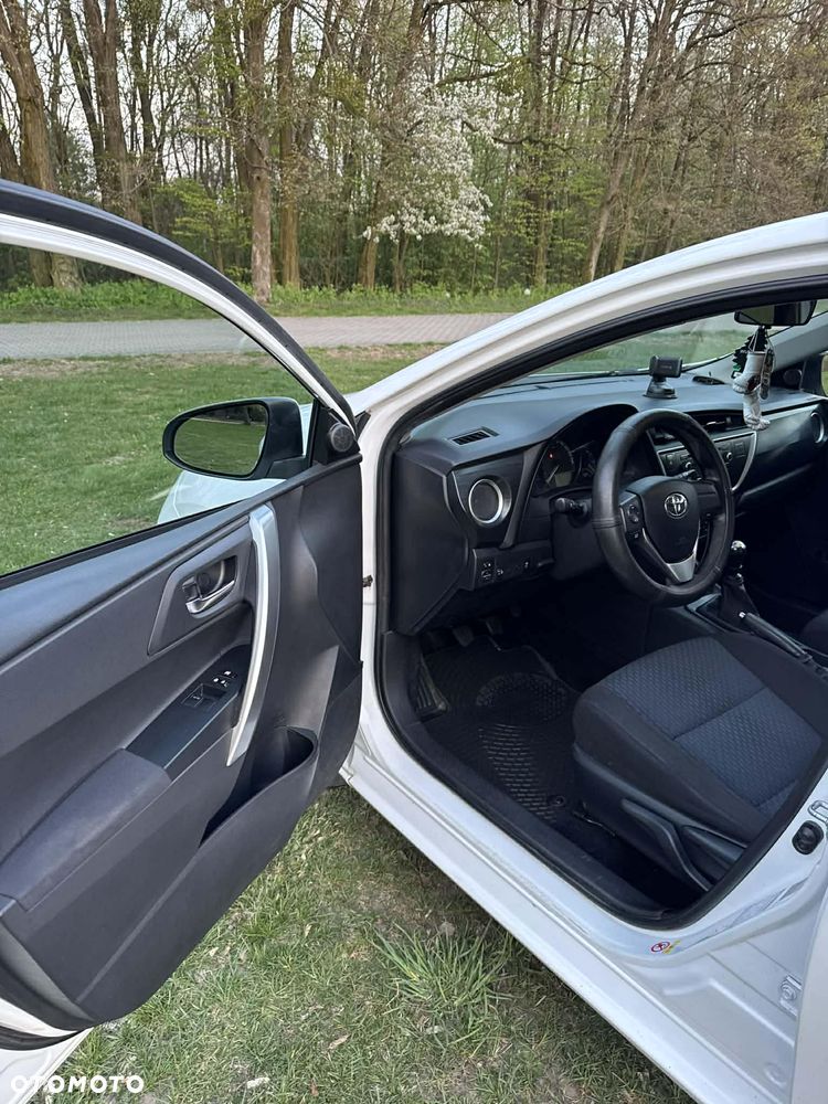 Toyota Auris 1.33 VVT-i Active - 6