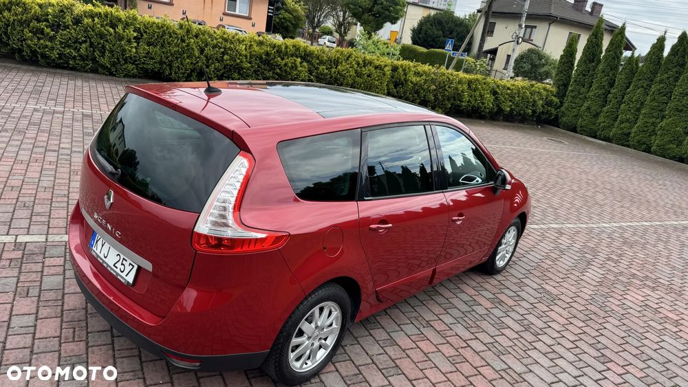 Renault Grand Scenic Gr 1.6 16V Luxe Privilege - 22