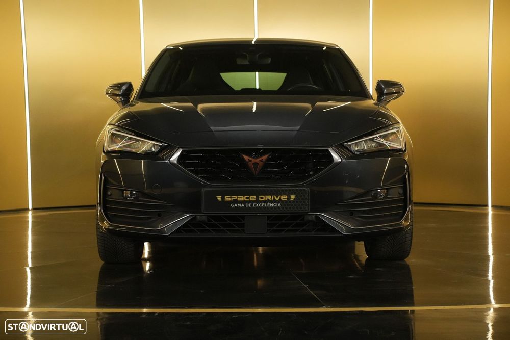 Cupra Leon 1.4 e-Hybrid MID DSG - 4