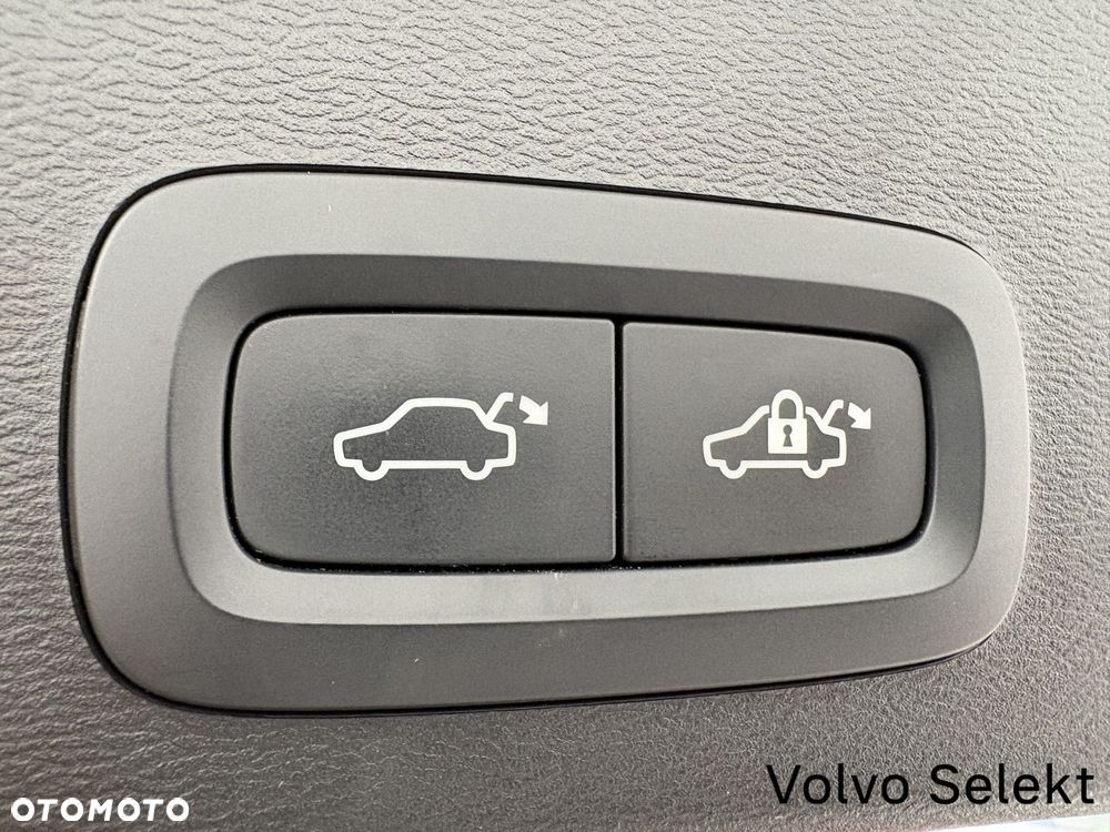 Volvo XC 40 - 26