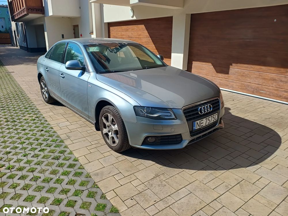Audi A4 - 1