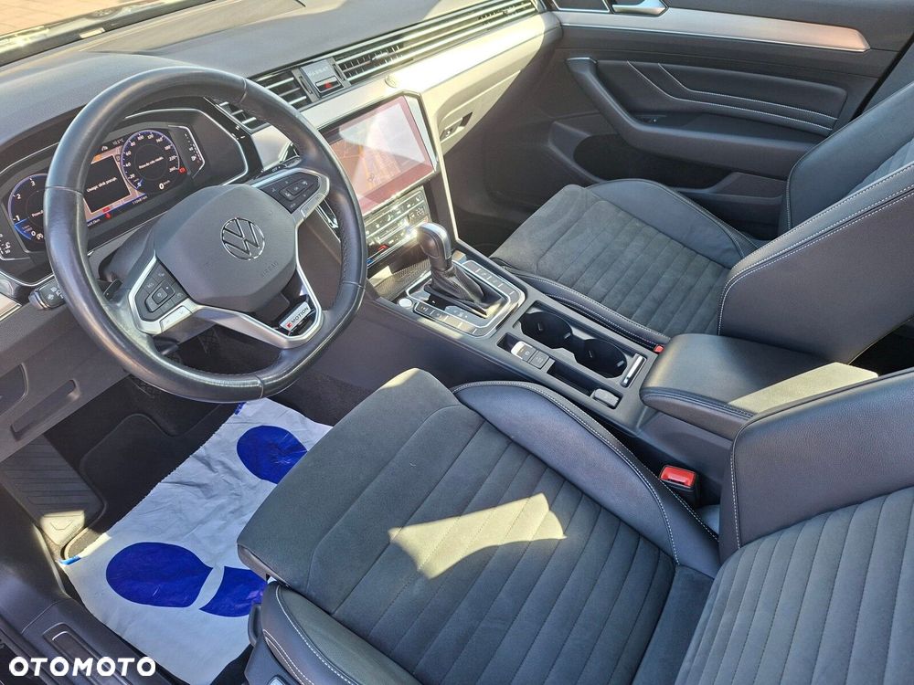 Volkswagen Passat Variant - 12