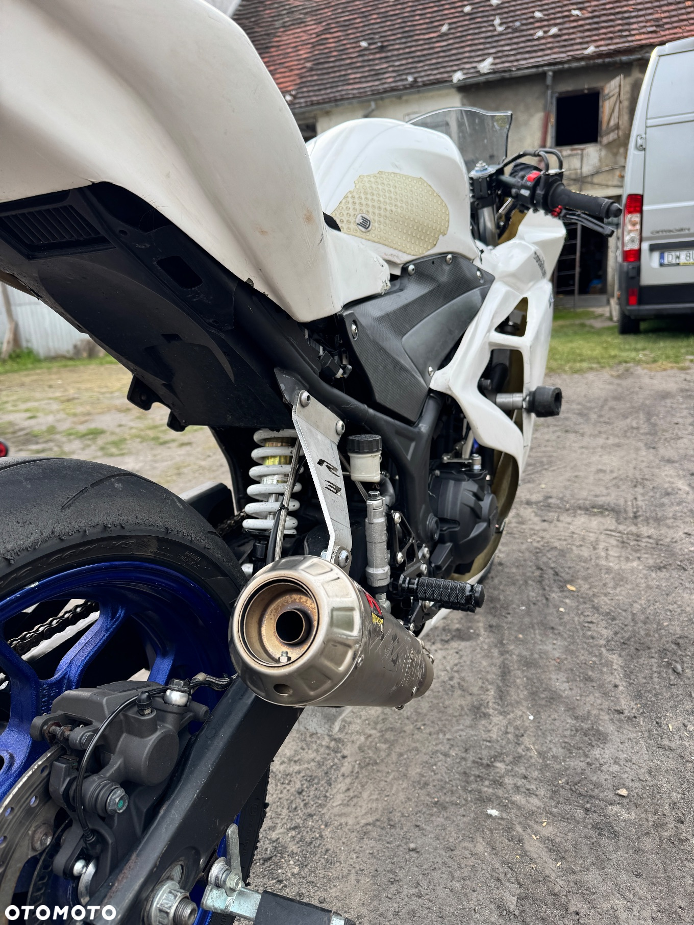 Yamaha R3 - 5