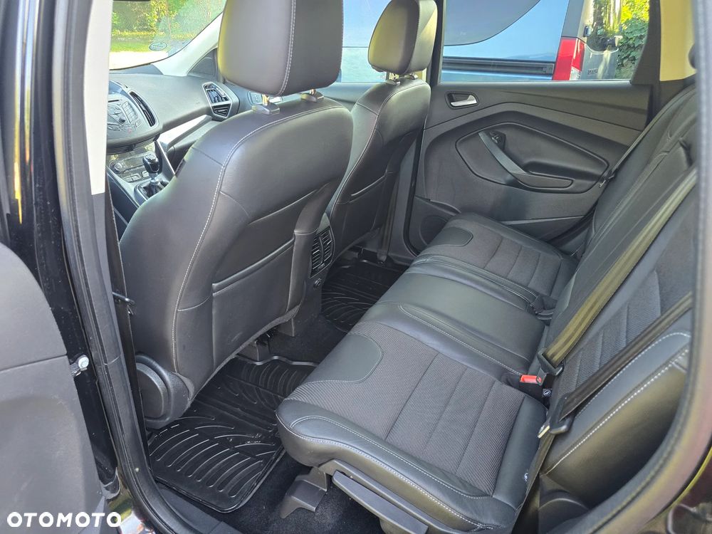 Ford Kuga 2.0 TDCi 4x4 Titanium - 9