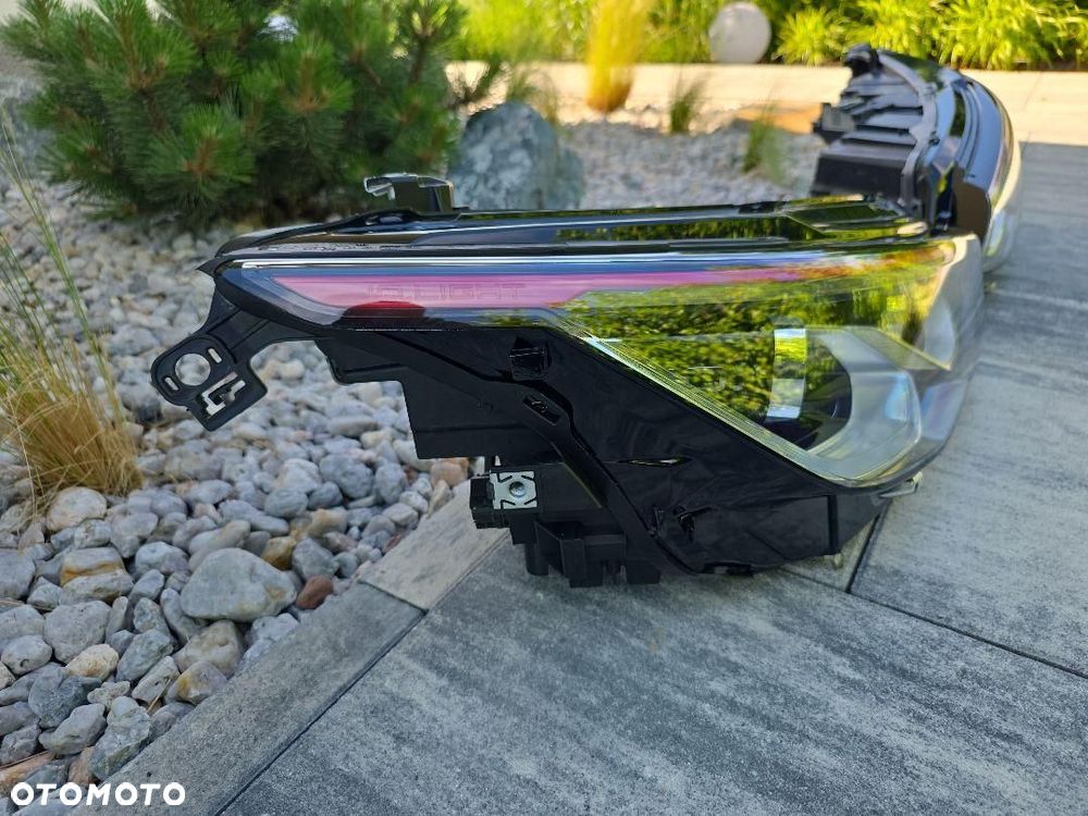 VW GOLF 8 VIII 5H1 GTI Lampy przód Full Led Matrix IQ 5H1941059L 5H1941060L - 6