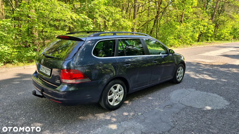 Volkswagen Golf 1.6 TDI DPF BlueMotion Technology move - 5