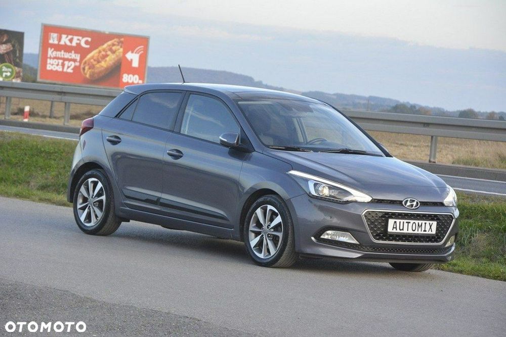 Hyundai i20 - 12